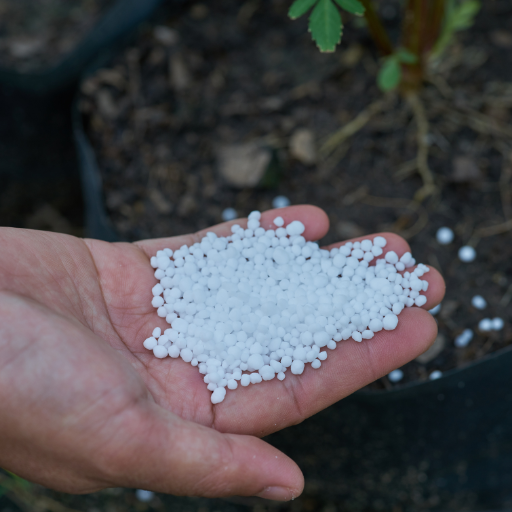 why ammonium nitrate is used in agriculture