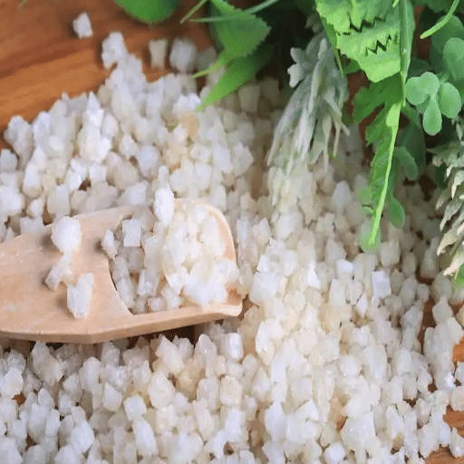 What is Epsom Salt and How Does It Work on Plants?