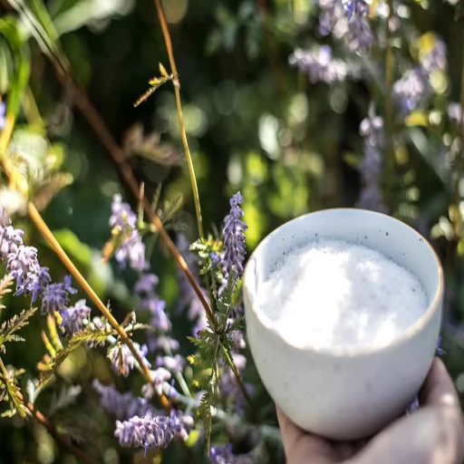 can i sprinkle epsom salt around plants?