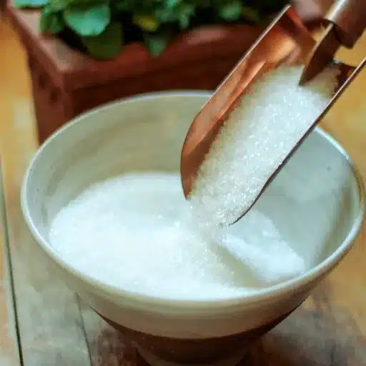 Mixing Epsom Salt and Water for Plants: A Gardener's Guide